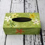 chustecznik zielony kwiatowy - ręcznie malowane pudełko