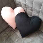 Valentynkowa poduszka serce, velvet pudrowy róż - Dwie poduszki na Walentynki.