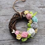 Pastelowy wianek z różami - 
