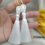 Ślubne kolczyki perłowe boho chwosty frędzle - białe perły