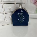 Portmonetka welurowa damska Kwiat lnu haftowana ręcznie  - 