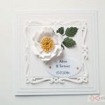 Kartka ŚLUBNA w bieli - z cytatem - Kartka na ślub z białym kwiatem