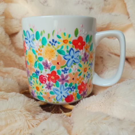 Ręcznie malowany energetyczny kwiatowy kubek