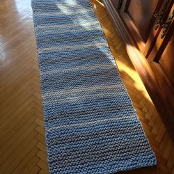 Chodnik ze sznurka, na drutach