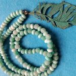 Naszyjnik z agatów z piórkiem - Naszyjnik z agatów z piórkiem