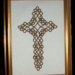frywolitkowy obraz "Krzyż" - złocisty krzyż