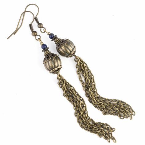 Kolczyki wiszące z łańcuszkami z lapisem lazuli, w stylu boho