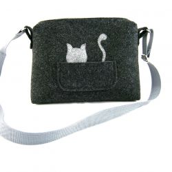 Small bag with grey cat