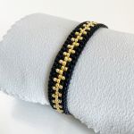 Bransoletka czarno-złota regulowana - Widok z boku