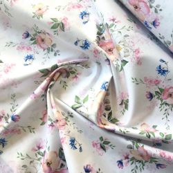 Tkanina bawełna- kwiaty jabłoni na bieli