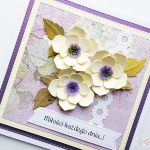 Kartka ŚLUBNA z kremowymi kwiatami - Kremowo-fioletowa kartka na ślub