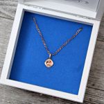 Pudełko na łańcuszek - prezent na komunię 4 - Personalizowane pudełko na łańcuszek z okazji pierwszej komunii świętej, pamiątka komunijna prezent na komunię dla chłopca