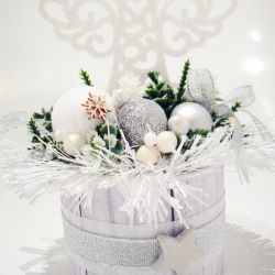 Stroik dekoracja Boże Narodzenie Anioł srebrno-biały