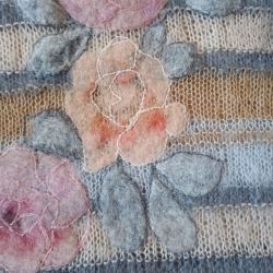 Damski sweter z kołnierzem 