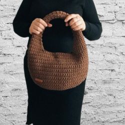 Torebka na ramię okrągła,damska torebka zapinana.