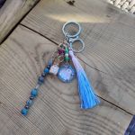 Brelok Niebieski Kwiat z chwostem i koralikami - 2
