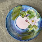 Porcelanowa filiżanka ręcznie malowana Lilie wodne  - 