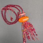 Naszyjnik Długi Sznur Czerwonych Korali Z Frędzlami - 