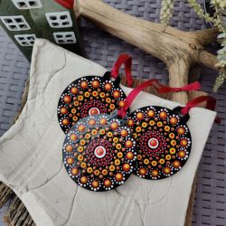 Komplet ręcznie malowanych bombek świątecznych - Mandala czerwona