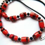 Naturalny czerwony koral robaczywka i onyks, unikatowy naszyjnik - 