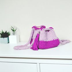 Torebka-kuferek w odcieniach fioletu, jedyna