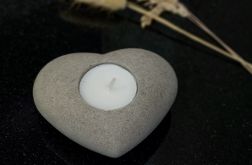 Świecznik na tealighty z betonu MR handmade serce