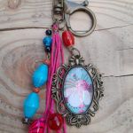 Brelok do kluczy w stylu boho z kaboszonem - Floral Bloom - 2