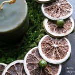 Zielona świeca wśród limonek i koralików - odsłona druga - 