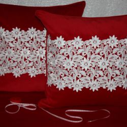 2 czerwone poszewki na poduszki 50x50 cm