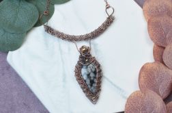 Miedziany naszyjnik wire wrapping z obsydianem śnieżnym #492