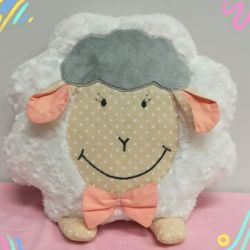 Poduszka-przytulanka owieczka