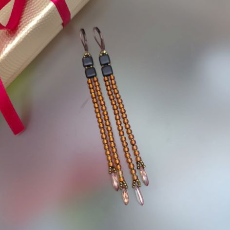 Kolczyki Czarno Złote Kostki Tila Czarne Długie