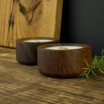 Świeca sojowa w drewnie egzotycznym zero waste - 