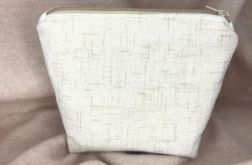 Kosmetyczka materiałowa solidna, stylowa ,22x16x7cm,jasnobeżowa.