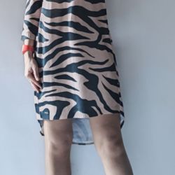 Sukienka zebra na karczku
