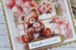 Kartka na roczek dla dziewczynki z misiem, personalizacja