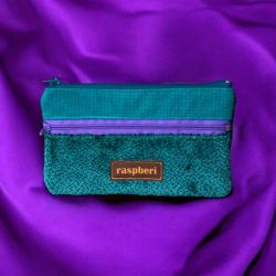 Portfel w kolorze turkusowym