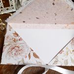 Kopertówka W dniu ślubu - Środek