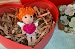 Aniołek walentynka amigurumi