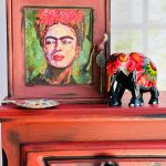 Ręcznie malowana szafka na klucze, Frida Kahlo, prezent, kwiaty - 