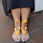 Ozdoba na stopy - żółte mini sandałki ;o) - sandałki
