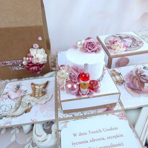 Urodzinowy exploding box 543