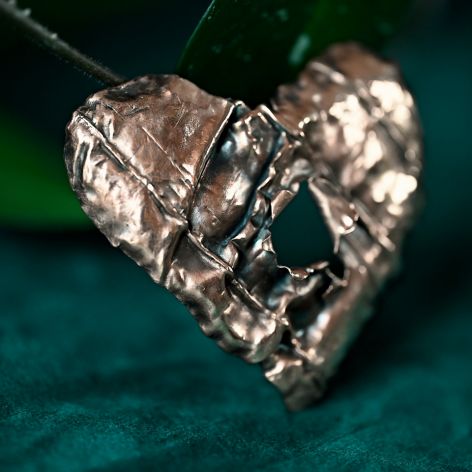 Brosza Anatomia Miłości