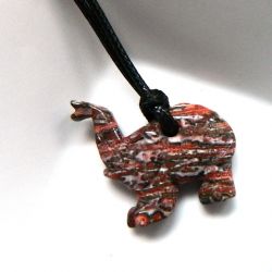 Jaspis leopardzi - wisiorek ze słoniem, na szczęście