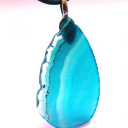 Nieregularny niebieski duży agat, wisiorek