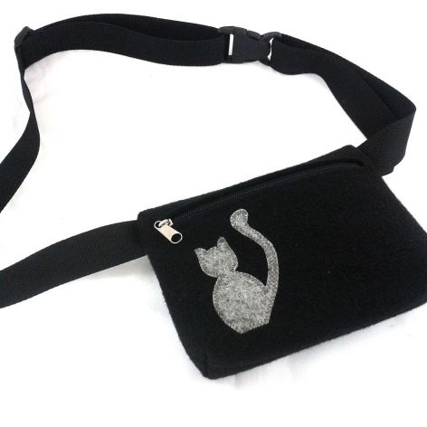 Waist pouch with gray cat