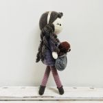 Lalka z misiem Maskotka przytulanka szydełkowa - lalka na szydełku