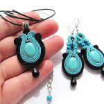 wisiorek z howlitem - 