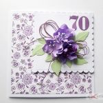 Kartka URODZINOWA z fioletowymi kwiatami - Fioletowo-biała kartka na urodziny