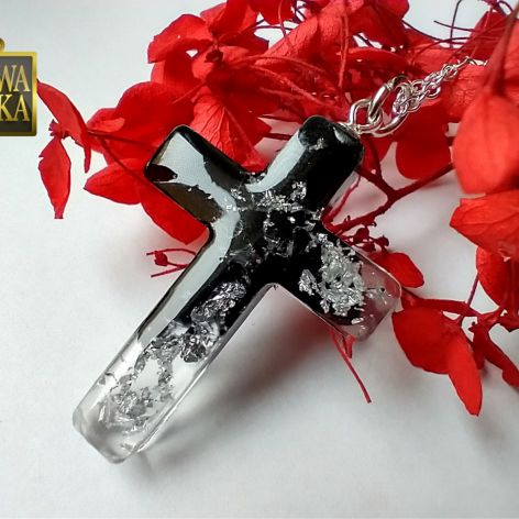 Cross IV - wisiorek